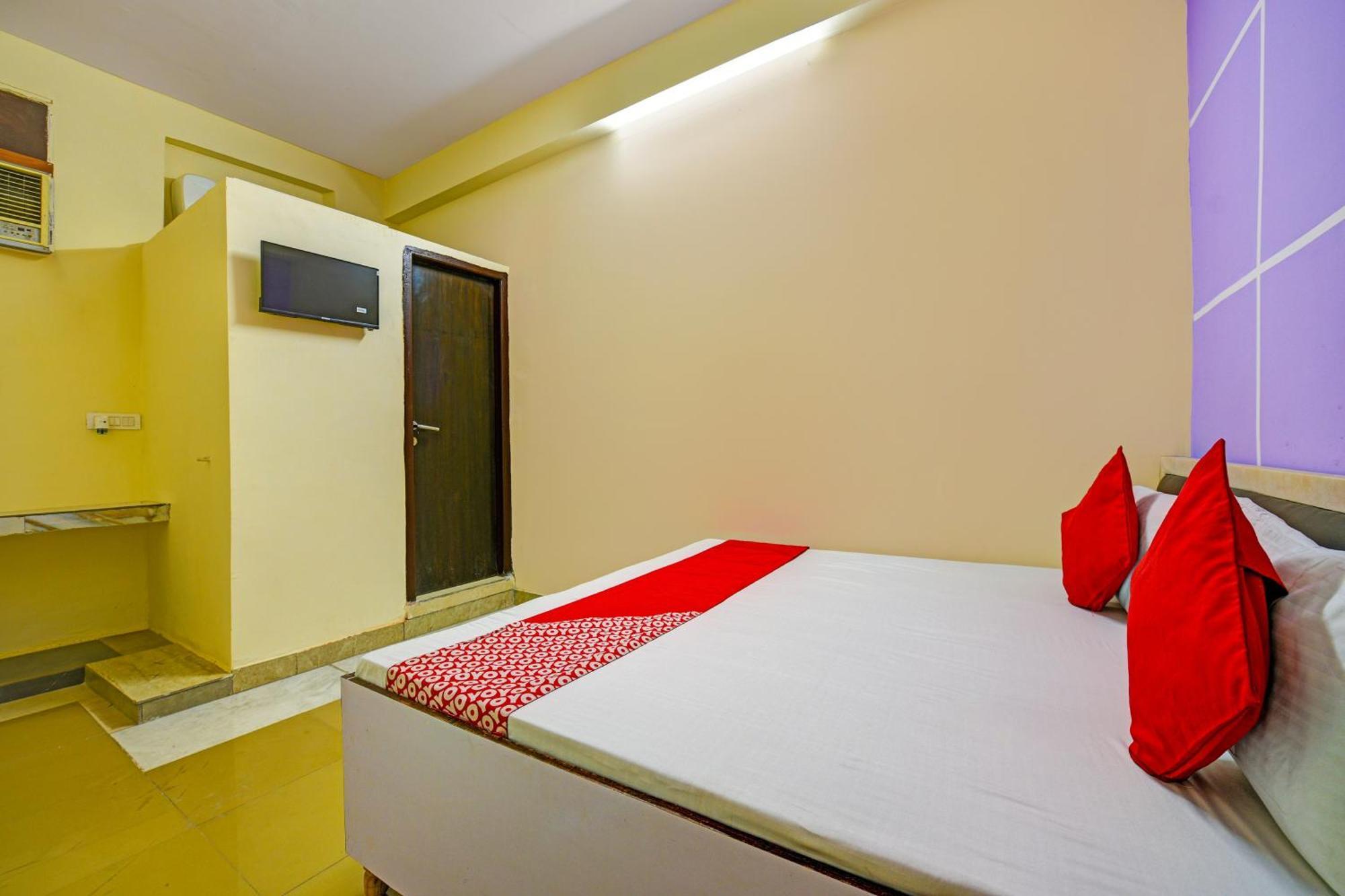 Hotel O Aj Star Hotel Faridabad Exteriör bild